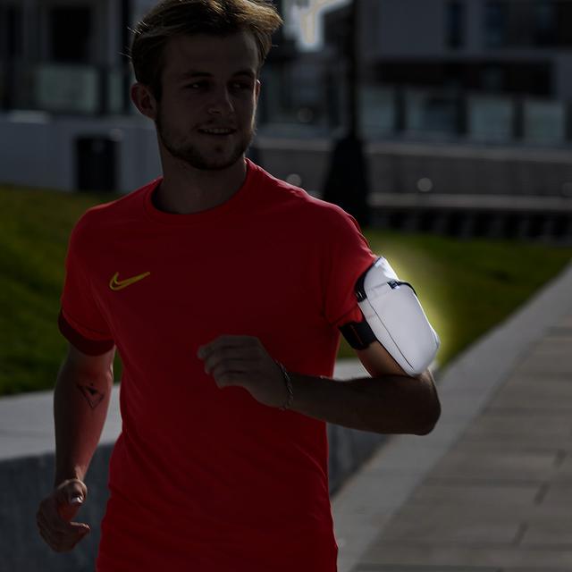 REFLEKTUS (Oberarmtasche)