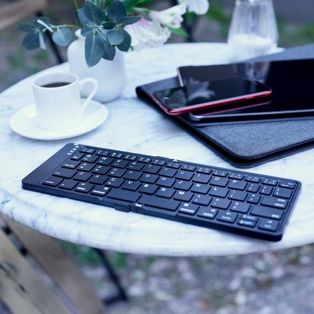 STRG+ (Bluetooth Tastatur)